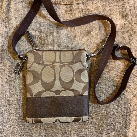Coach Handbags - Coach Crossbody Bag • Brown/Tan